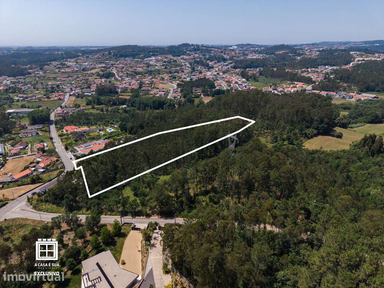 Terreno urbanizável com 4.030 m2 em Arrifana, S. M. Feira - Exclusivo - Grande imagem: 5/18