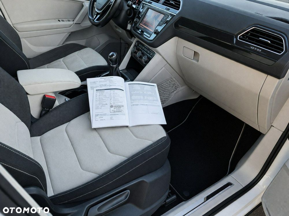 Volkswagen Tiguan - 14
