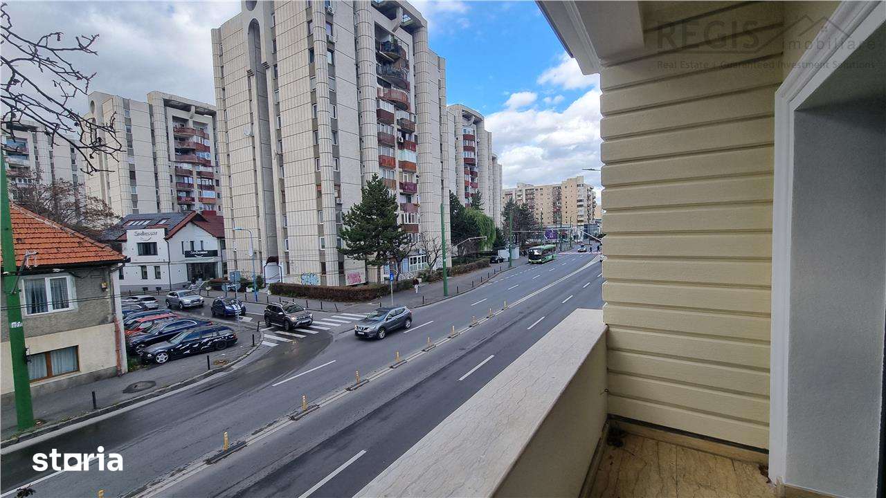 Vila - Bloc modern de 11 camere zona Centrul Civic , Onix - Imagine principală: 4/20