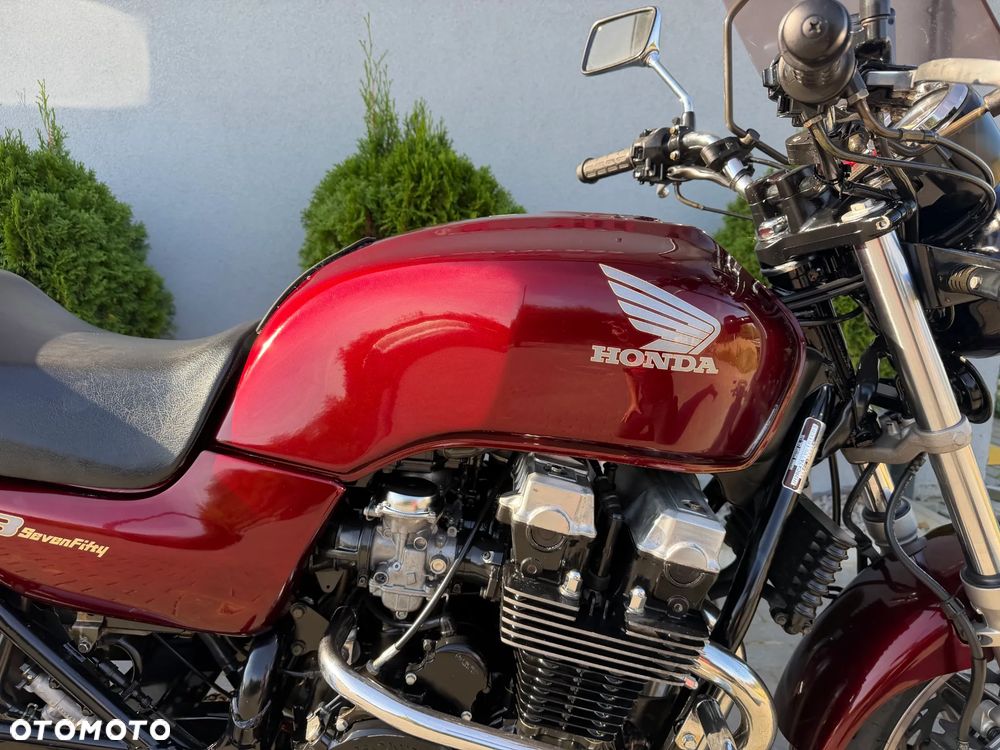 Honda CB - 16