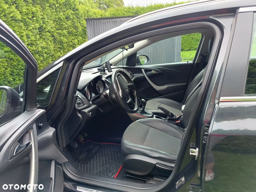 Opel Astra 1.4 Turbo - 9