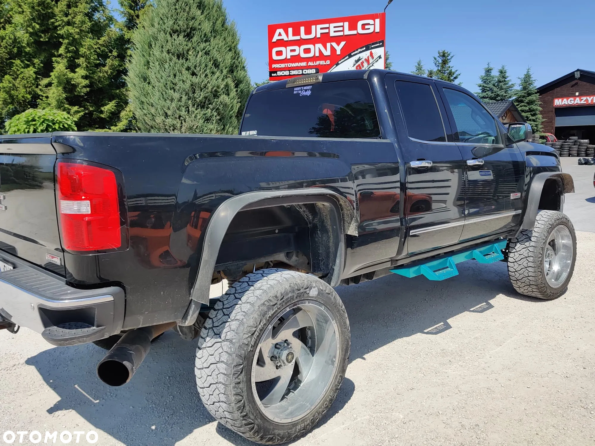 GMC Sierra - 7