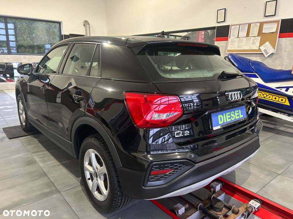 Audi Q2 35 TDI S tronic design - 5