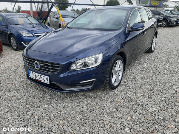 Volvo V60 D2 Momentum