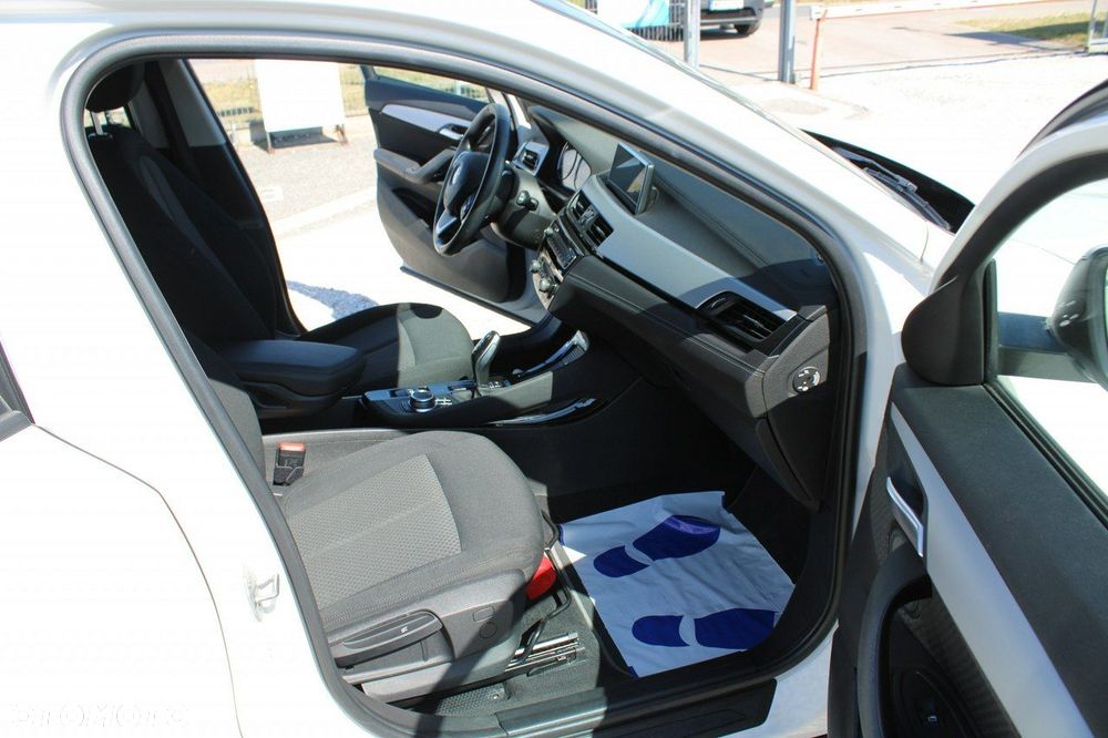 BMW X2 sDrive18i Advantage - 34