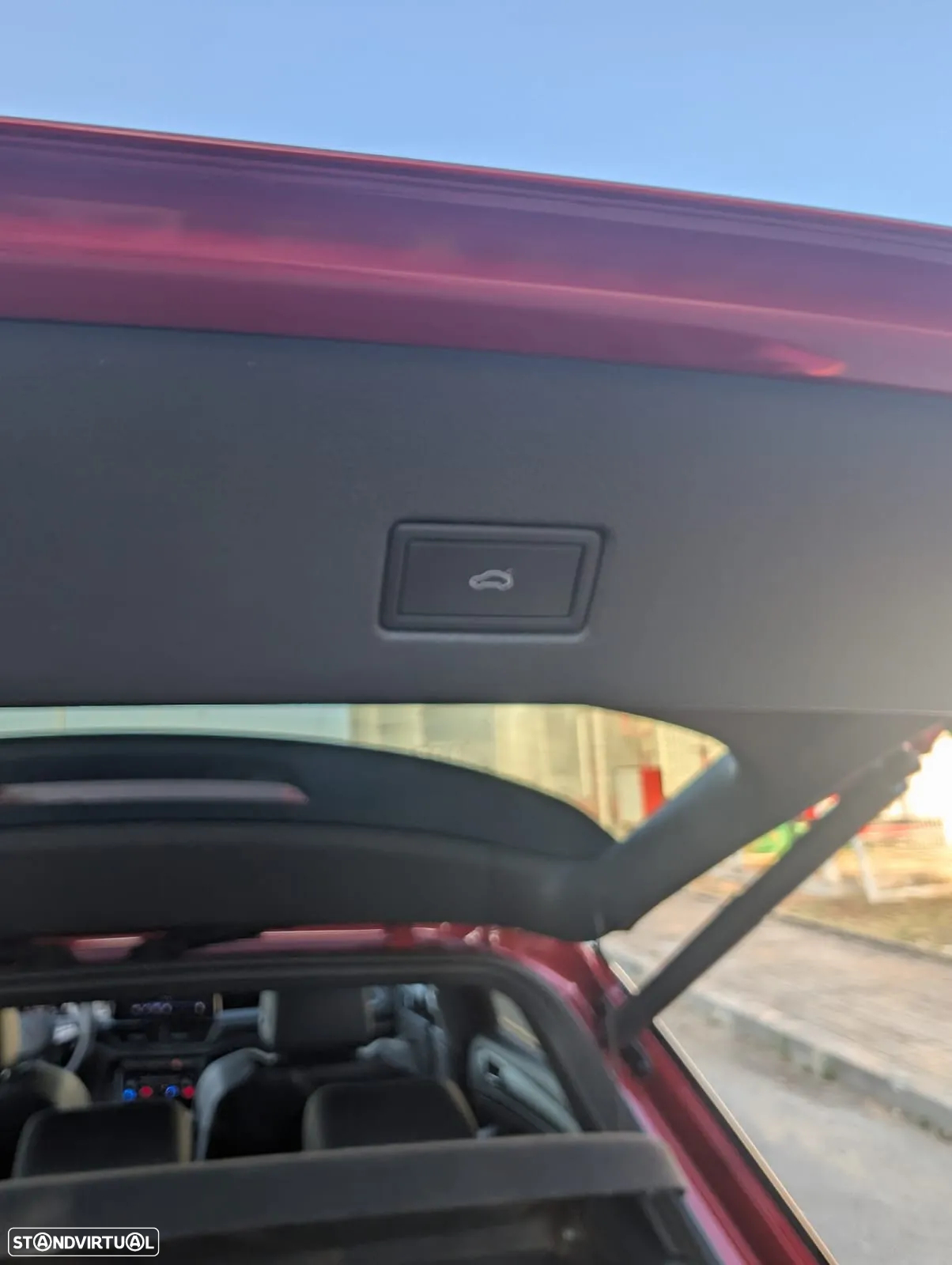 VW T-Roc 2.0 TSI 4M R DSG - 10