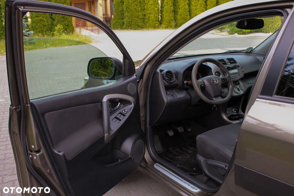 Toyota RAV4 2.0 4x2 Sol - 31