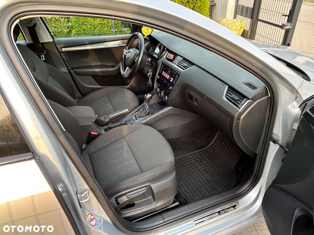Skoda Octavia 2.0 TDI (Green tec) DSG Ambition - 18