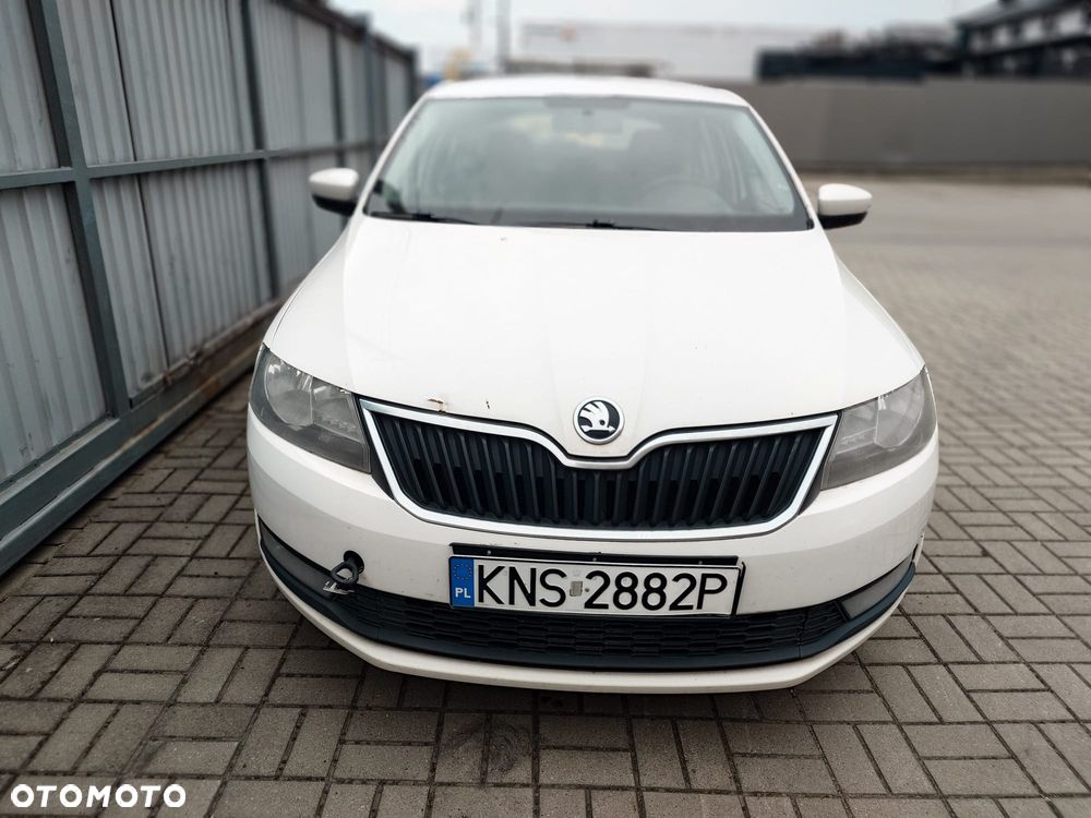 Skoda RAPID - 7