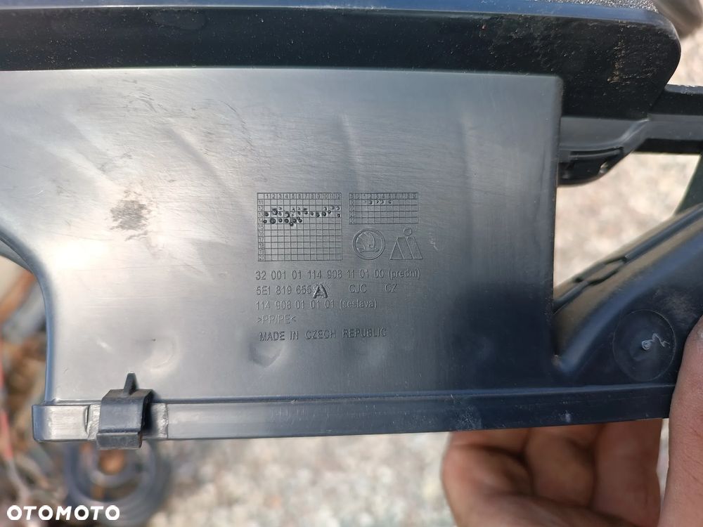 SKODA OCTAVIA III LIFT WLOT KANAŁ POWIETRZA 5E1819655A ORYGINAŁ - 2