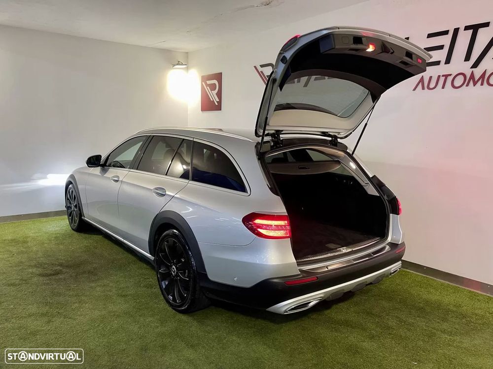 Mercedes-Benz E 220 d 4-Matic All Terrain Avantgarde - 52