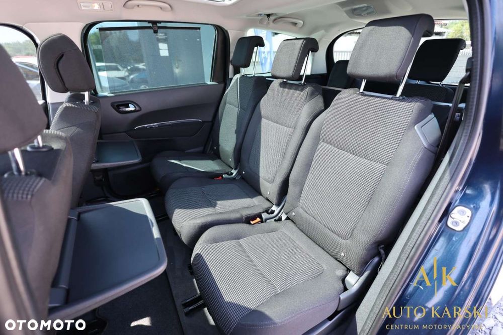 Peugeot 5008 - 37