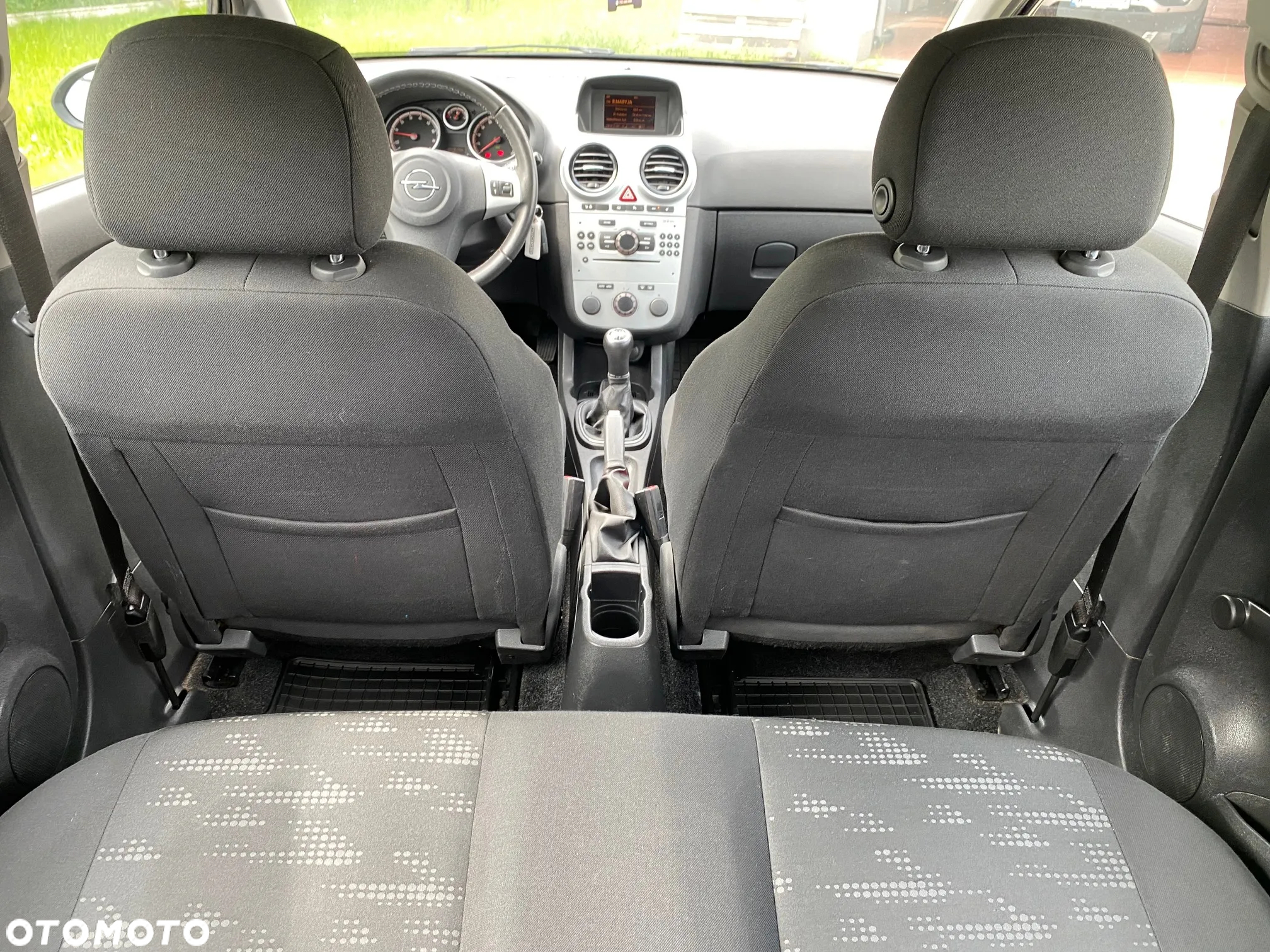 Opel Corsa 1.2 16V Cosmo - 12