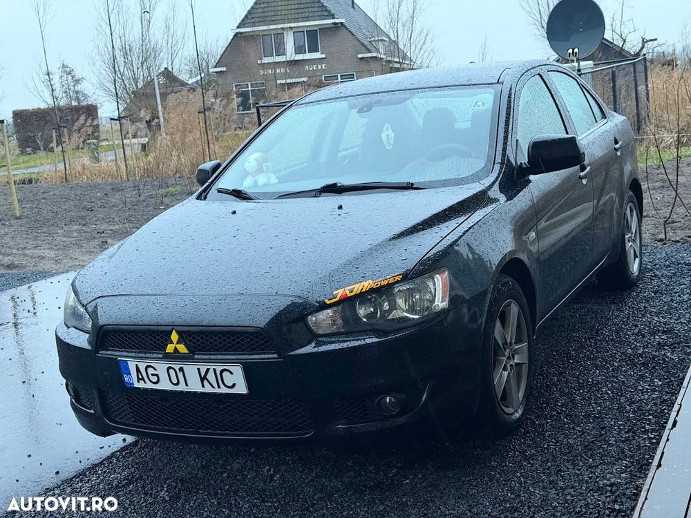 Mitsubishi Lancer 1.5 Inform - 3