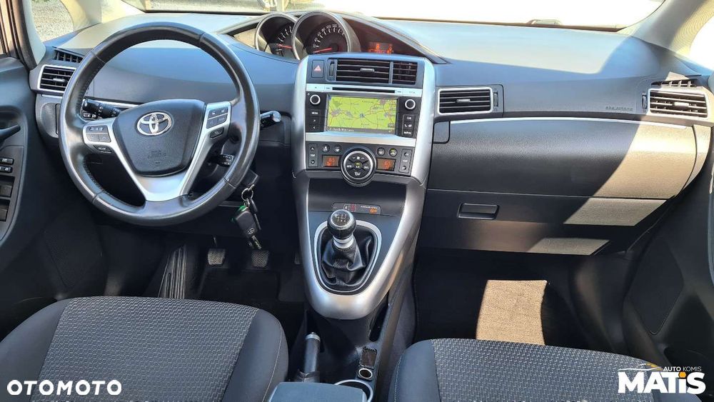 Toyota Verso - 4