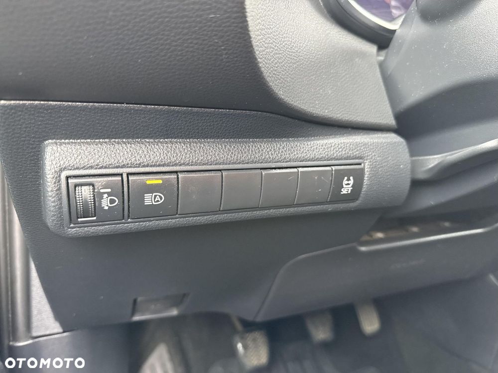 Toyota Corolla - 21