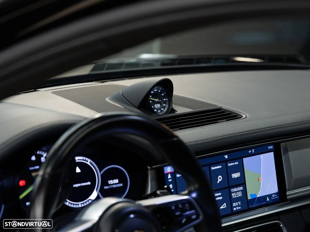 Porsche Panamera 4 E-Hybrid 10 Years Edition - 22
