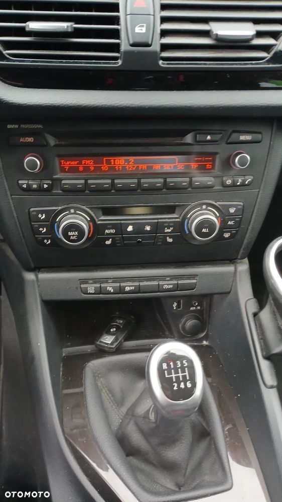 BMW X1 sDrive18d xLine - 6