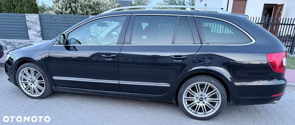 Skoda Superb 2.0 TDI Platinum DSG - 3