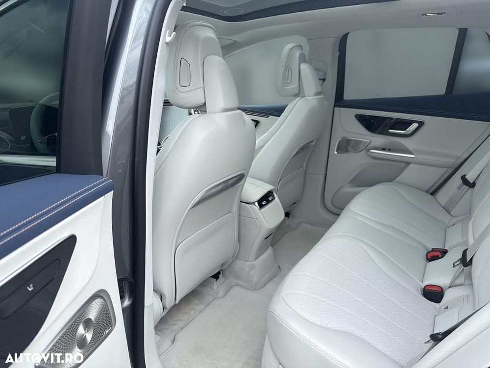 Mercedes-Benz EQE 350 4MATIC - 13