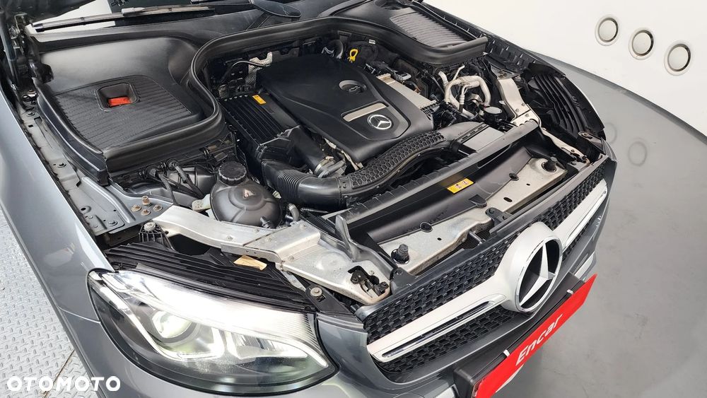 Mercedes-Benz GLC 300 4-Matic - 12