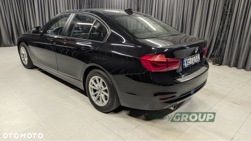 BMW Seria 3 318i - 6