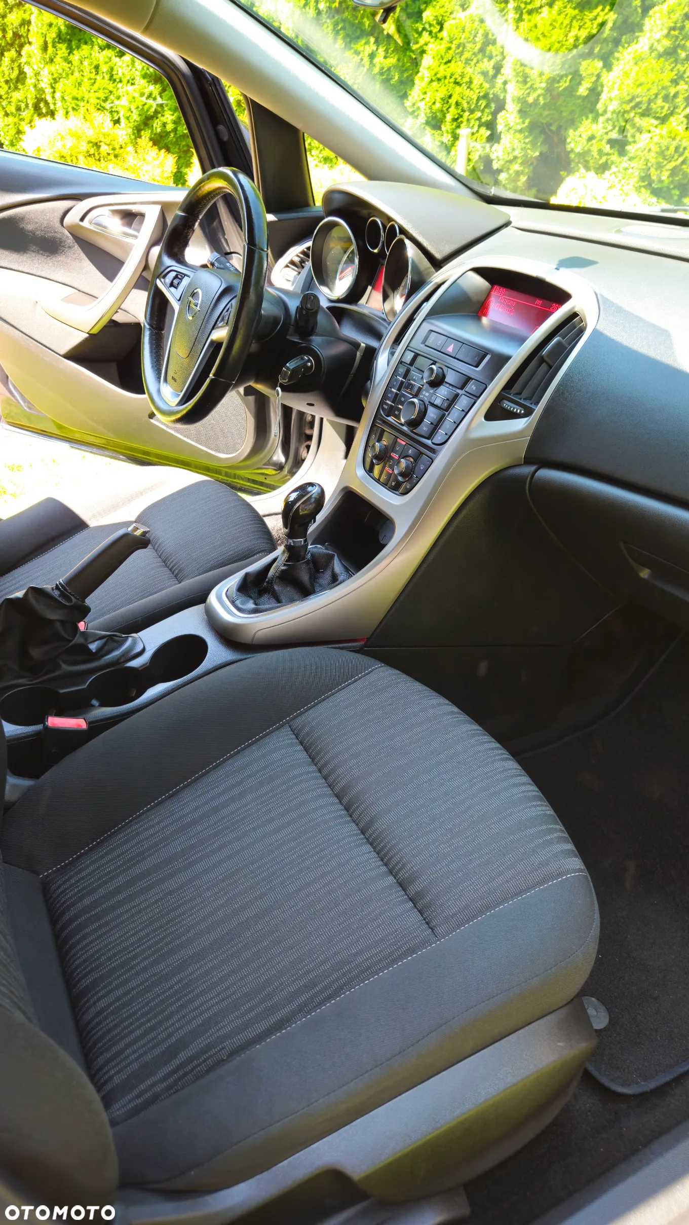Opel Astra IV 1.4 Essentia - 21