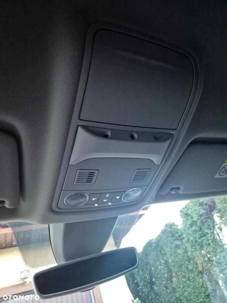 Skoda Karoq 1.6 TDI SCR DSG Style - 29