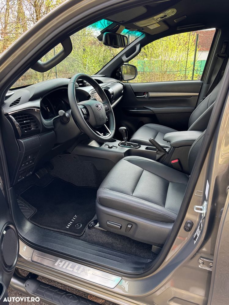Toyota Hilux 4x4 Double Cab MHEV Autm. Invincible - 9