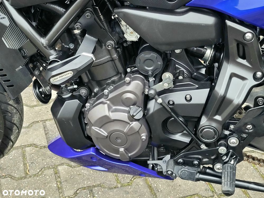 Yamaha MT - 16