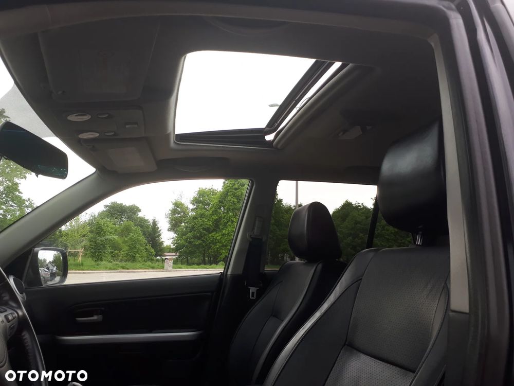 Suzuki Grand Vitara 2.0 Club Family - 5