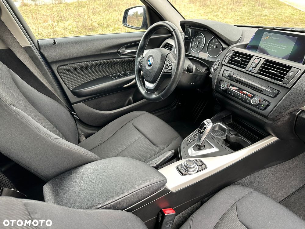 BMW Seria 1 116i - 6