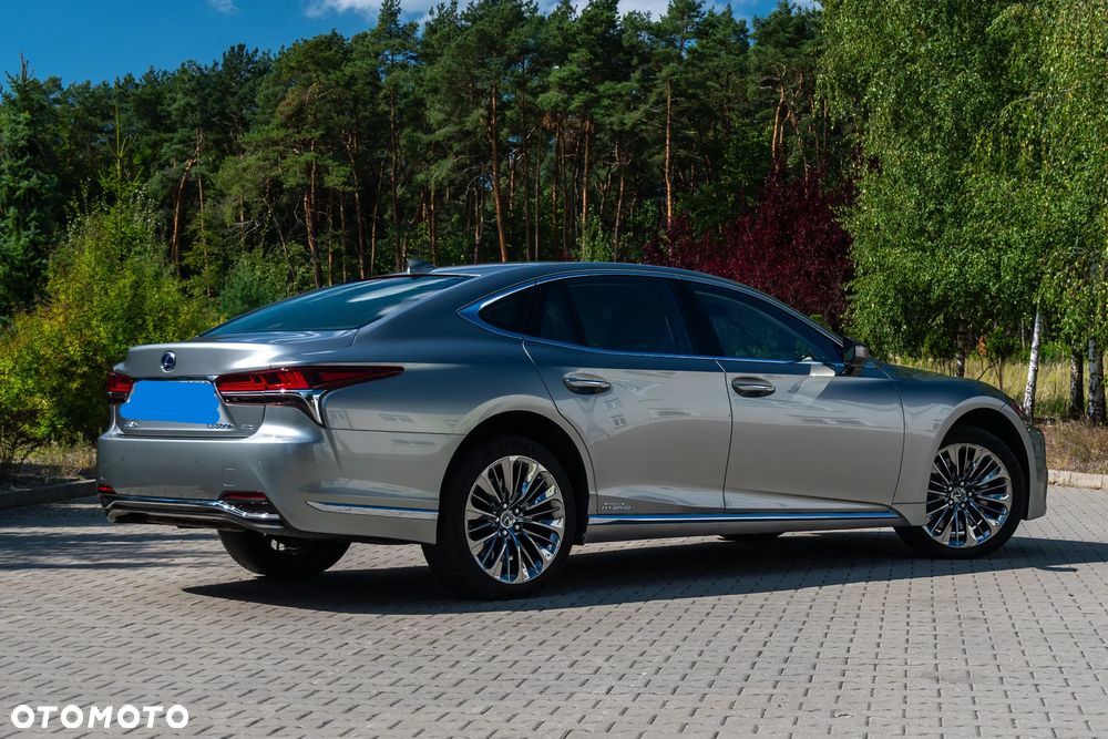 Lexus LS - 5