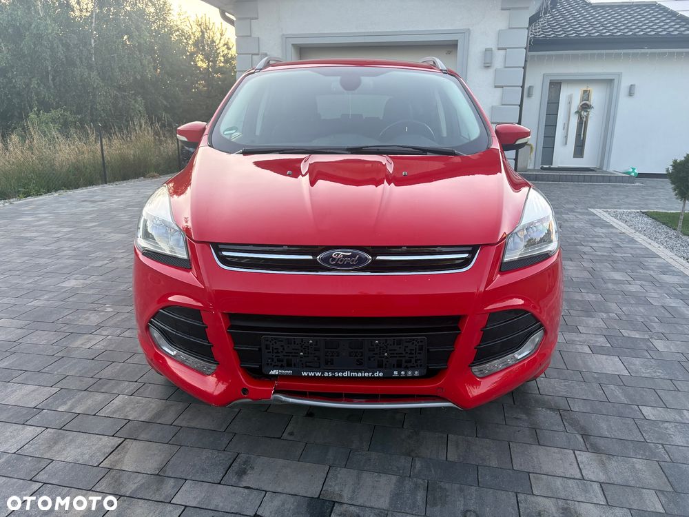 Ford Kuga 2.0 TDCi 2x4 Titanium - 2