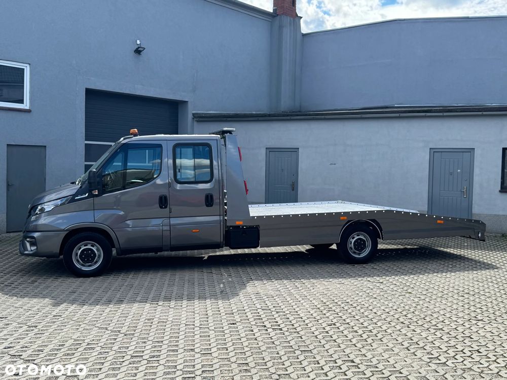 Iveco Daily - 24
