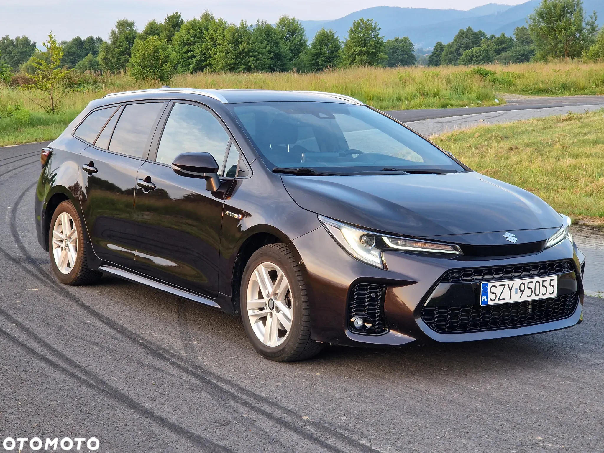 Suzuki Swace 1.8 Hybrid Elegance CVT - 17