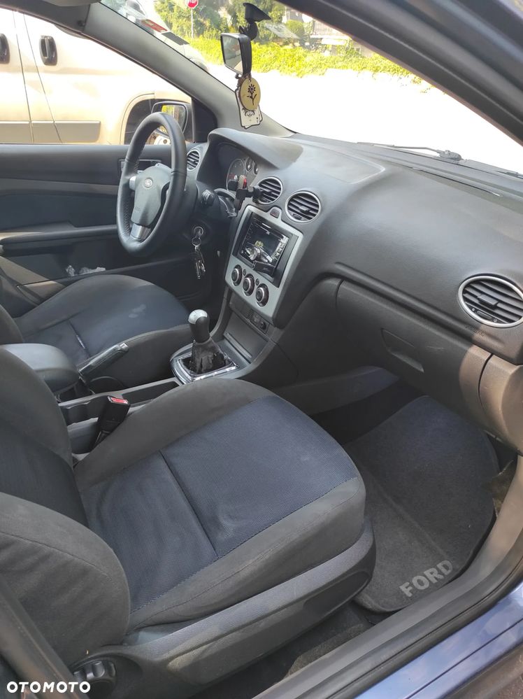 Ford Focus 1.6 TDCi Ambiente - 4