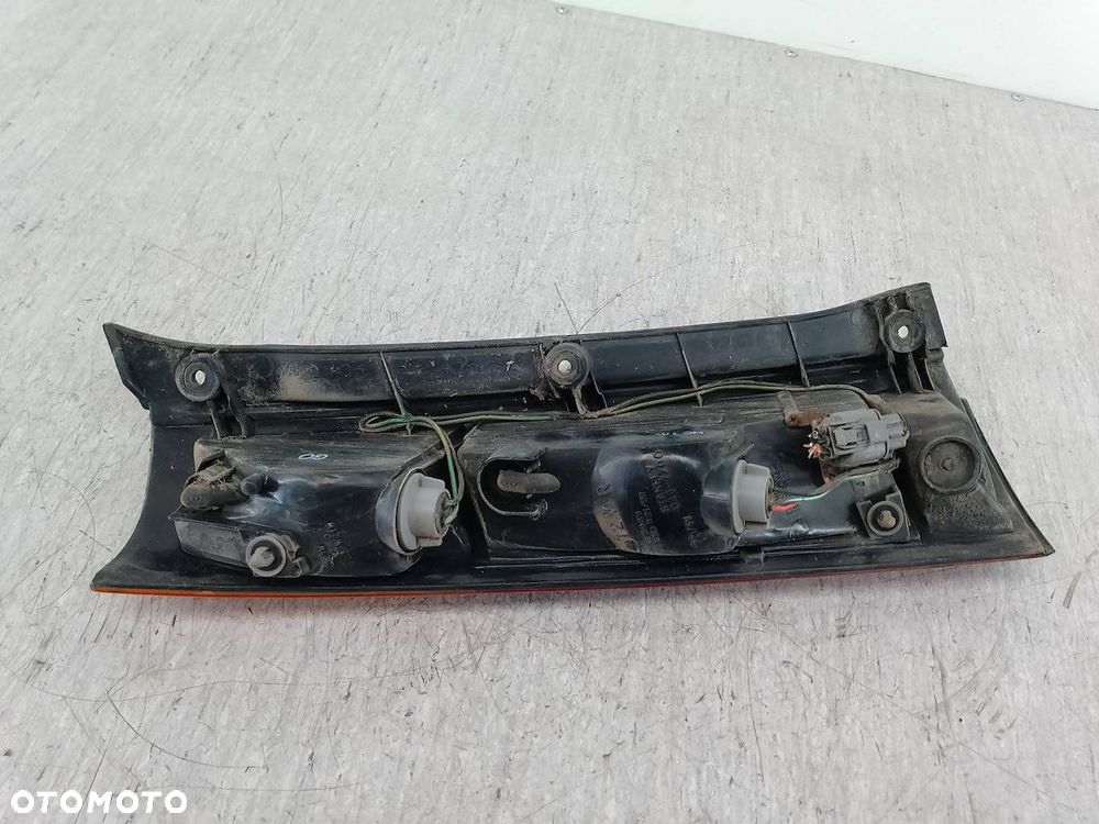 LAMPA TYLNA PRAWA HONDA HR-V I 043-2200 - 2