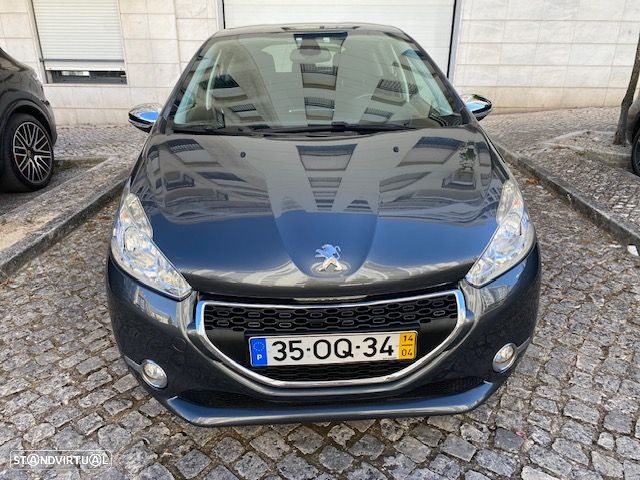 Peugeot 208 1.2 PureTech Style - 2