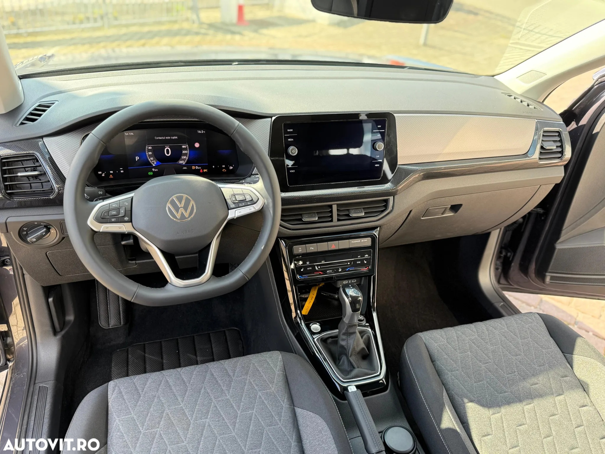 Volkswagen T-Cross 1.5 TSI DSG Life - 7