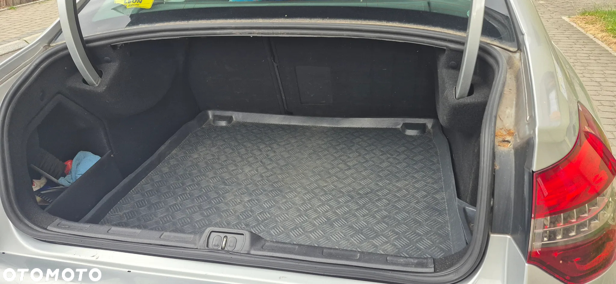 Citroën C5 1.6 HDi Attraction - 21