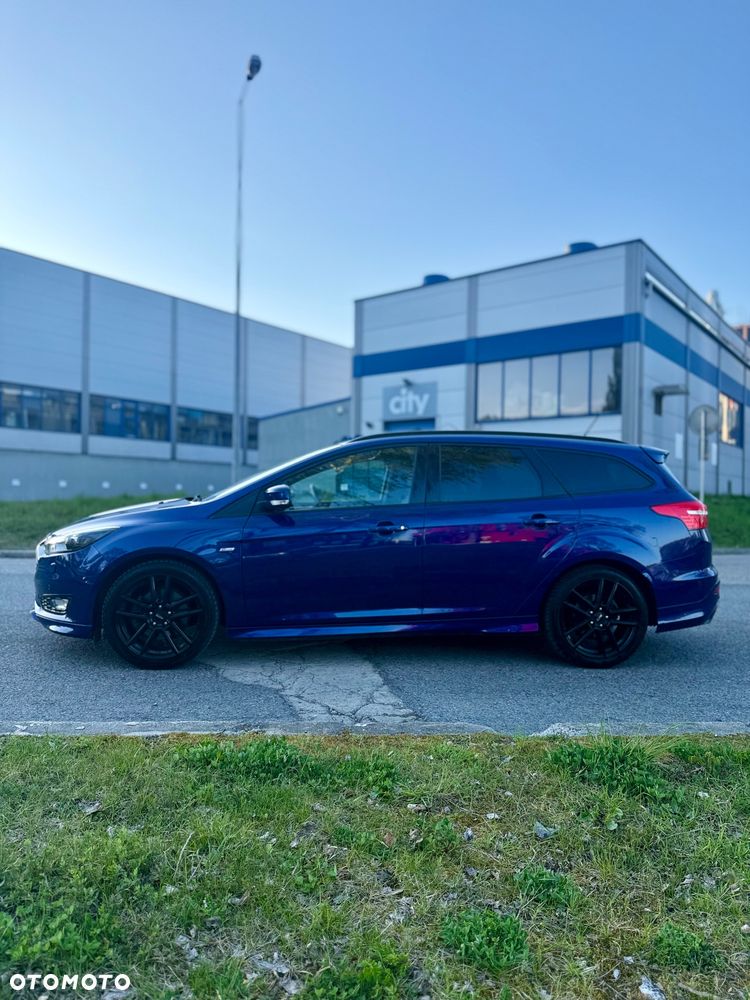 Ford Focus 1.5 EcoBoost STart-Stopp-System ST-LINE - 13