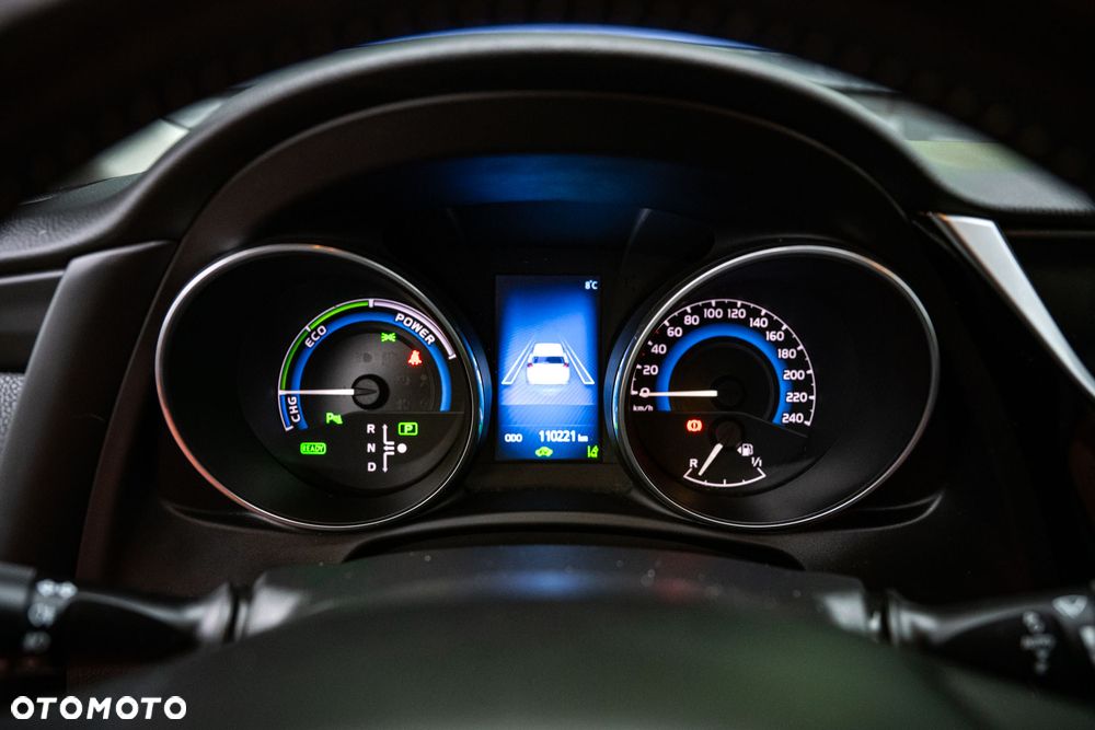 Toyota Auris Hybrid 135 Premium - 16