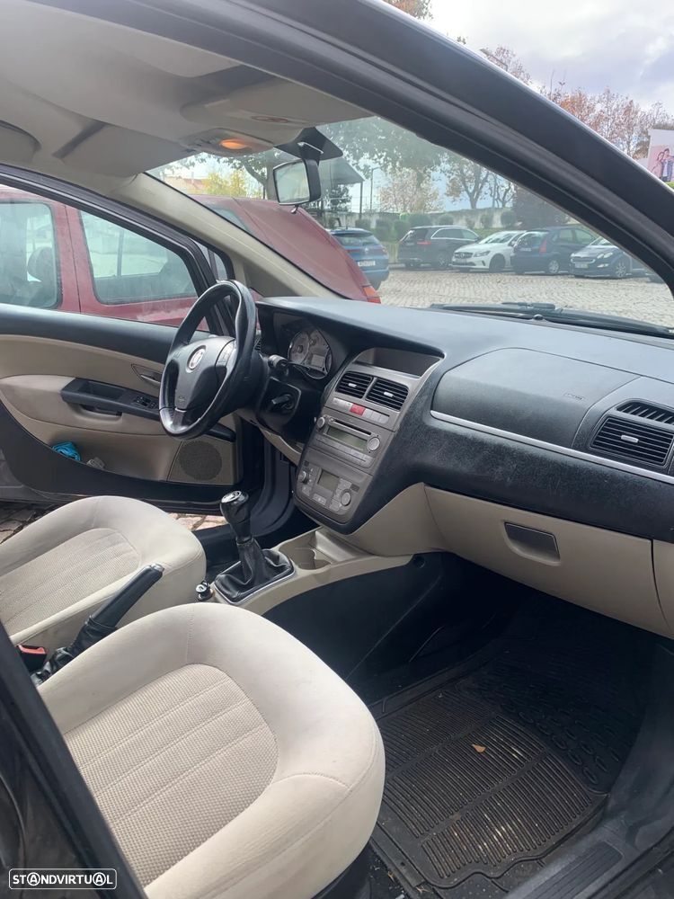 Fiat Linea 1.3 M-Jet Emotion - 11