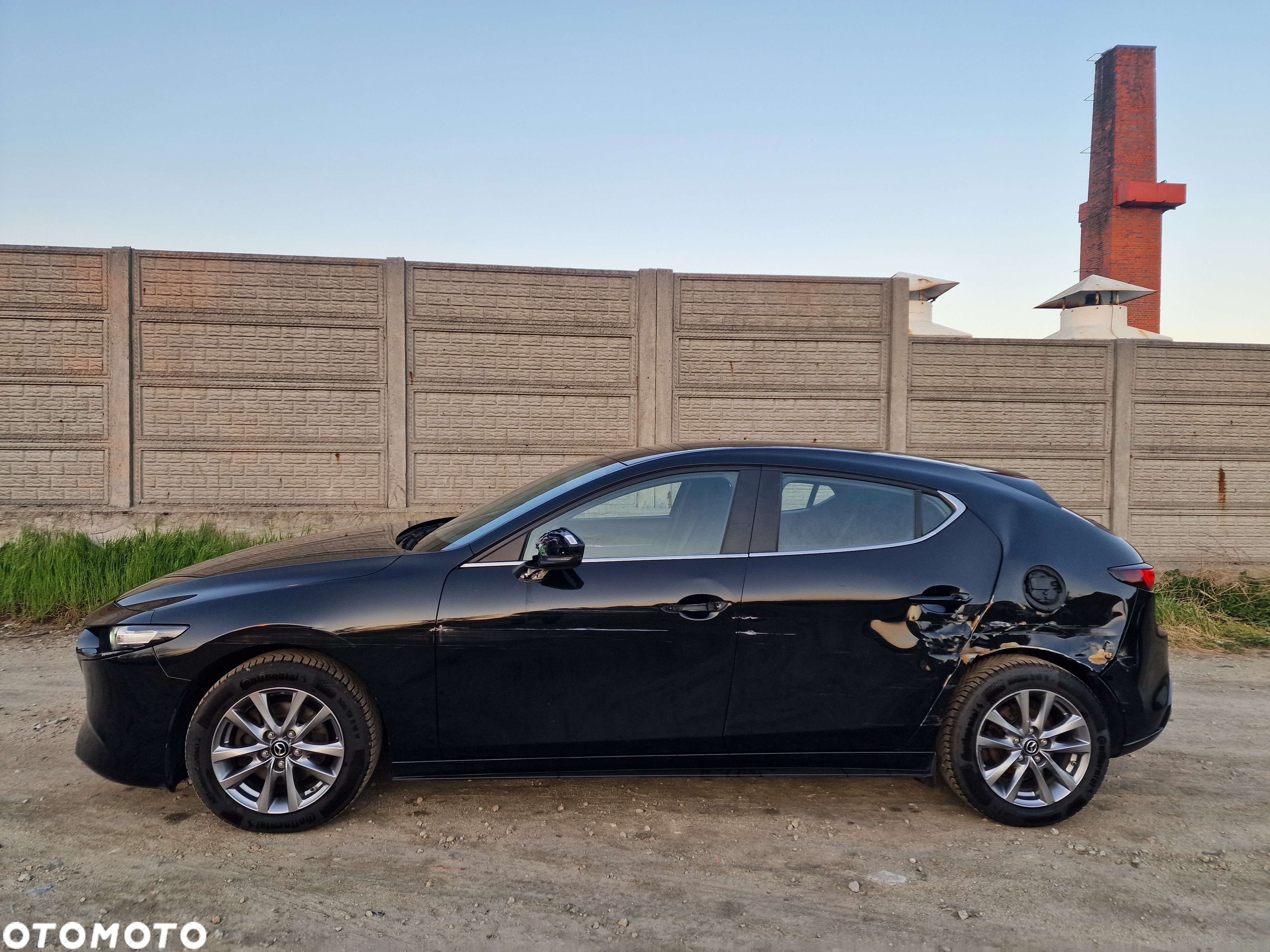 Mazda 3 e-SKYACTIV-G 2.0 M HYBRID - 28