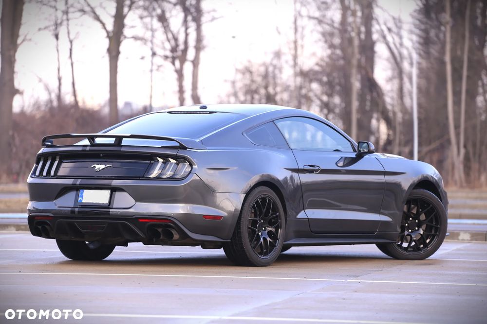 Ford Mustang 2.3 Eco Boost - 5