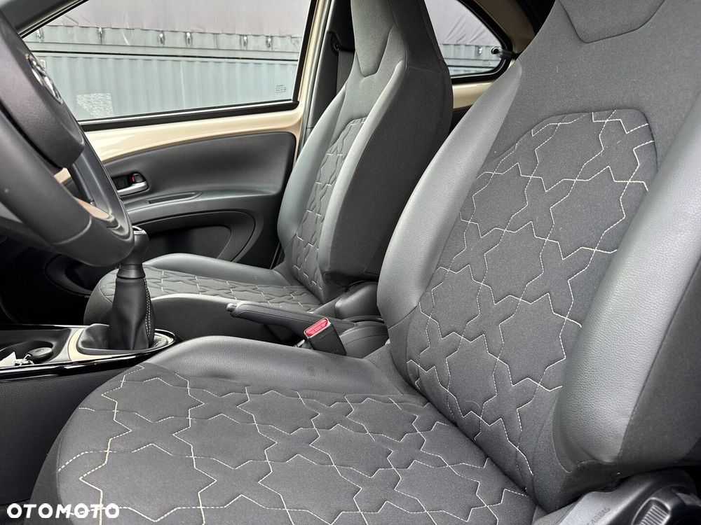 Toyota Aygo X - 16