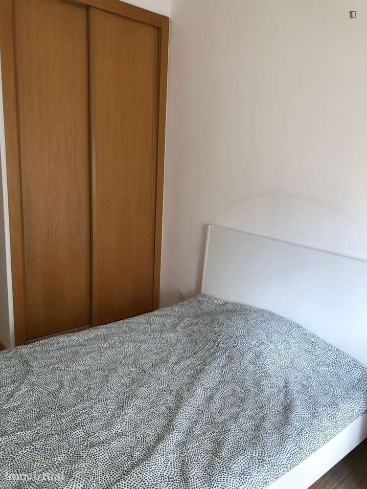 Quarto - localizado em Pontinha Lisbon - Grande imagem: 5/10