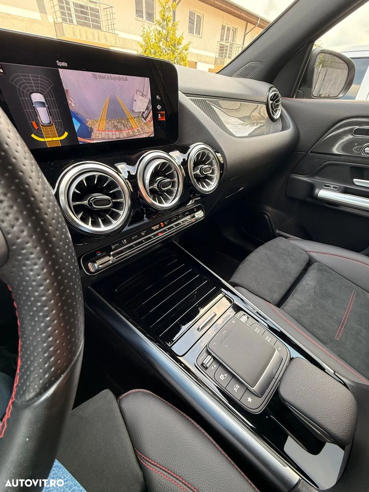 Mercedes-Benz GLA 250 4MATIC Aut. - 24