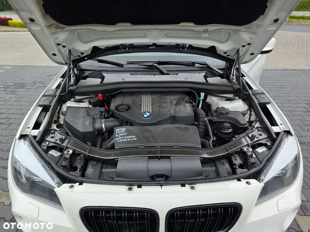 BMW X1 sDrive18d - 12
